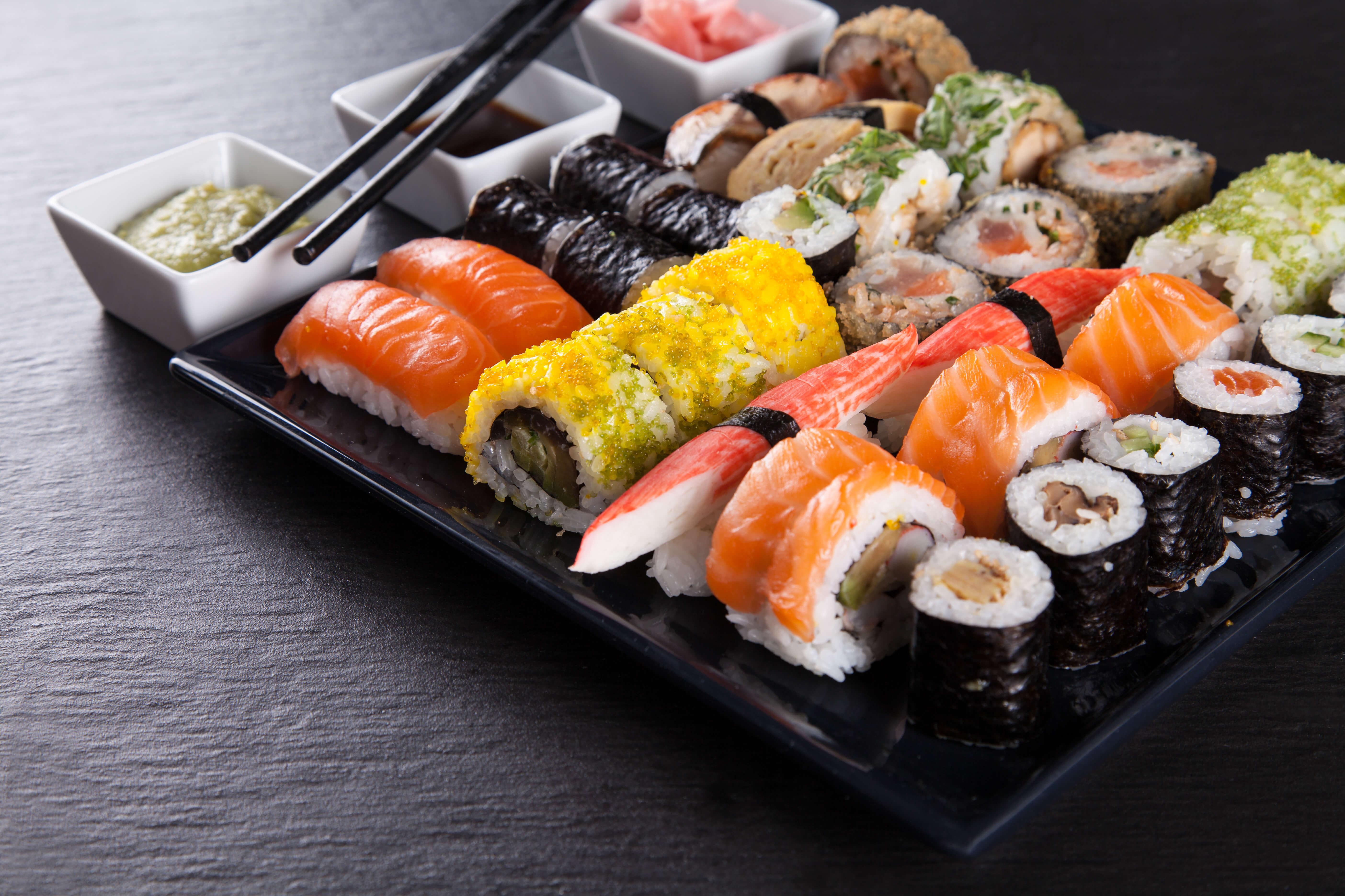 Отака суши. Макидзуси. Суши и роллы. Красивые роллы. Японская кухня.