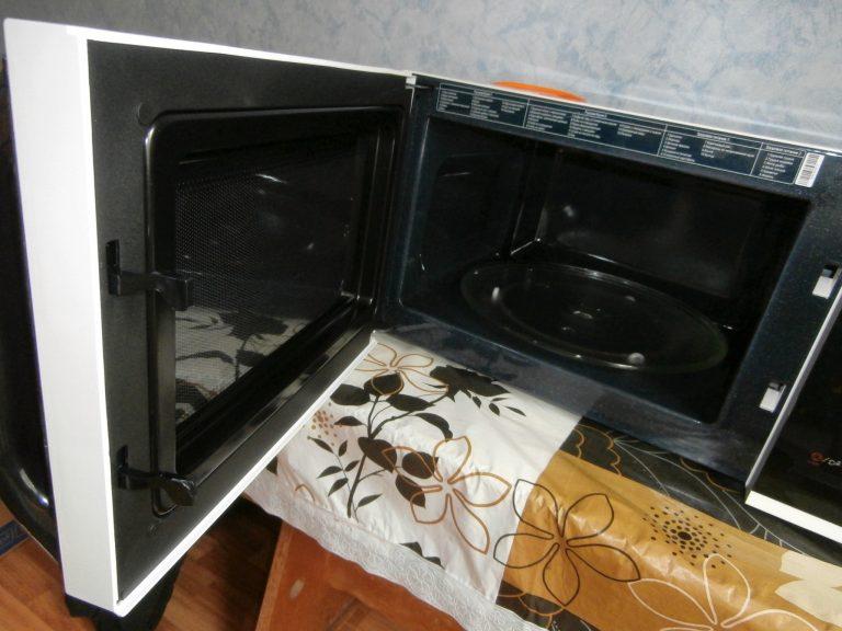 Просто подогревать еду в микроволновке уже стало банально. Покажу на ...